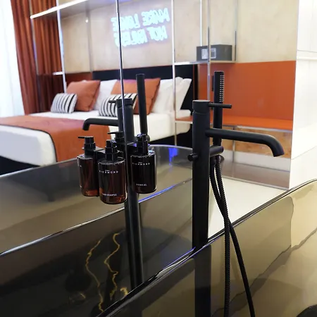 Alojamento de Acomodação e Pequeno-almoço Kind Places - Experience 4*