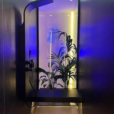 Kind Places - Experience