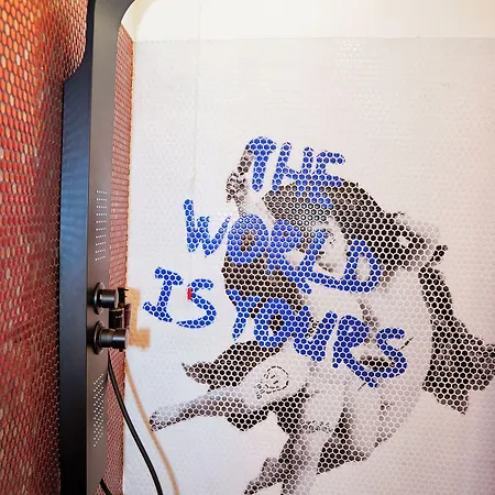 Kind Places - Experience Naples